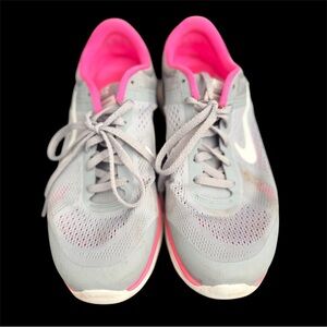 SOLD OUTSIDE OF POSH!!
Nike Women's Gray and Pink Sneakers